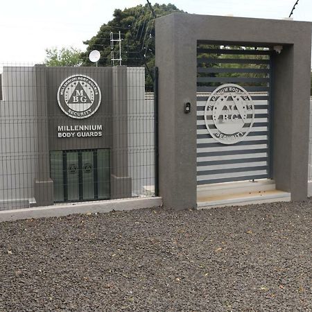 Millennium Body Guards Guesthouse Hartbeespoort Kültér fotó